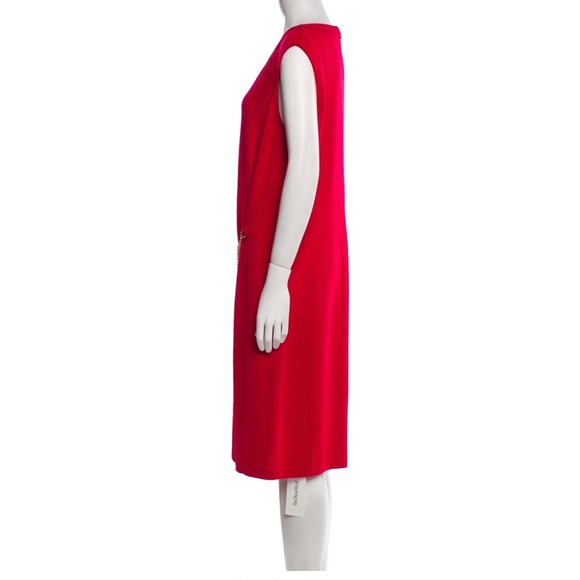 St. John Collection Red knit Sleeveless Dress with Gold Chain Sz 6 - Picture 11 of 12